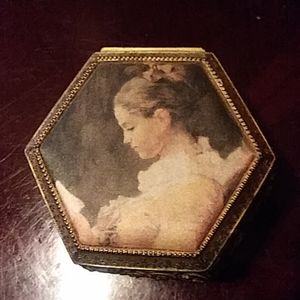 Vintage Music jewlrey box